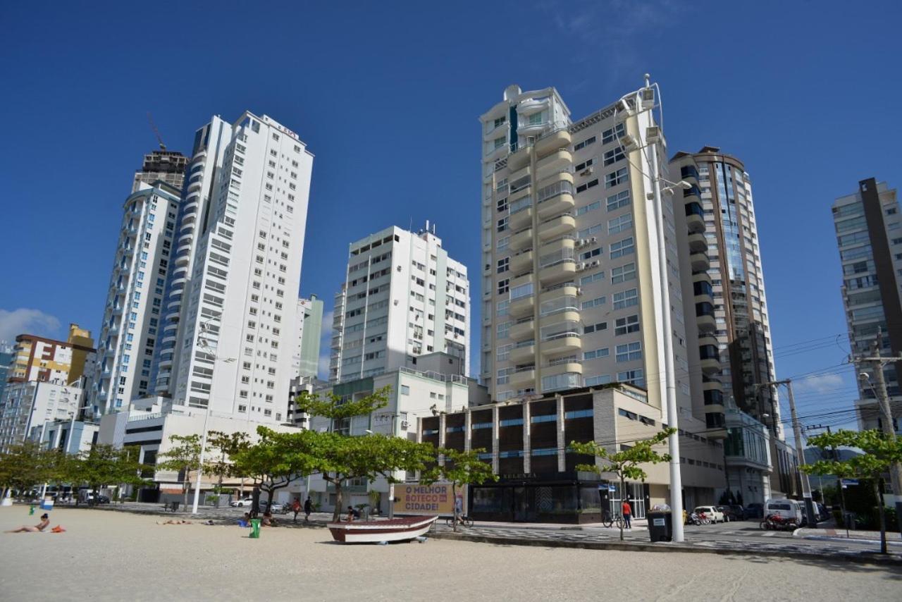 Апартаменты Frente Mar Pe Na Areia, Na Av Atlantica Балнеариу-Камбориу Экстерьер фото